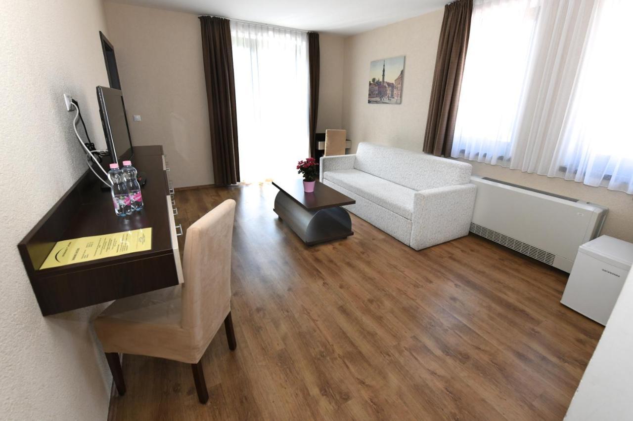 Ezuesthid Отель 4*